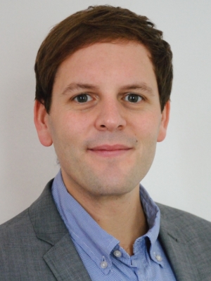 Dr.  Thomas Gassler