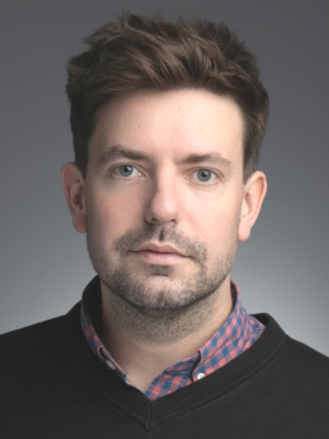 Dr.  Florian Schüder